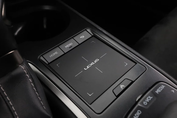 Lexus UX - Afbeelding 17 van 30