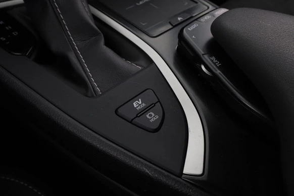 Lexus UX - Afbeelding 19 van 30