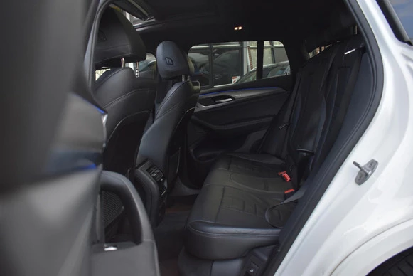 BMW X4 - Afbeelding 29 van 30