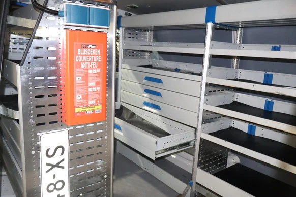 Volkswagen Transporter - Afbeelding 16 van 30