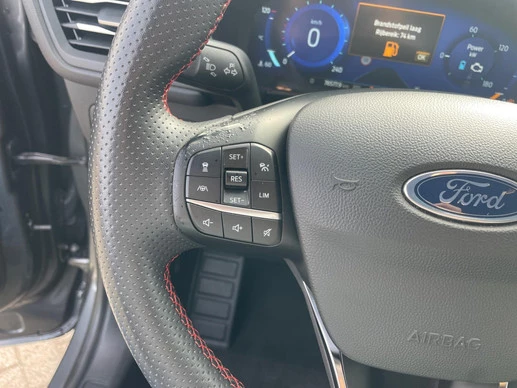 Ford Kuga - Afbeelding 18 van 30