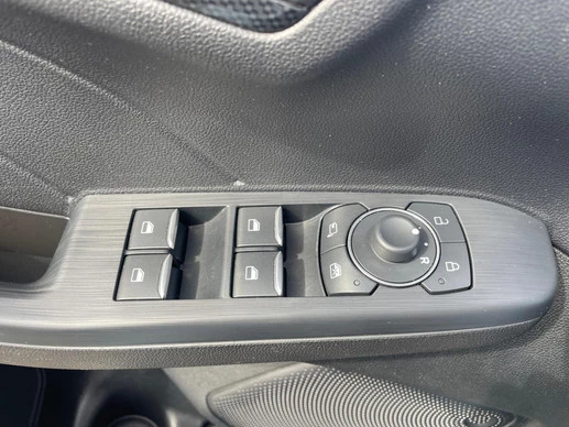 Ford Kuga - Afbeelding 26 van 30