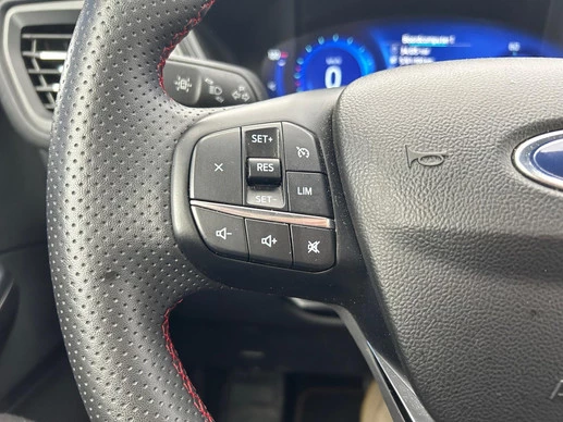 Ford Kuga - Afbeelding 10 van 30