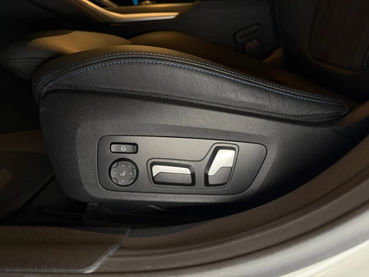 BMW i4 - Afbeelding 10 van 30