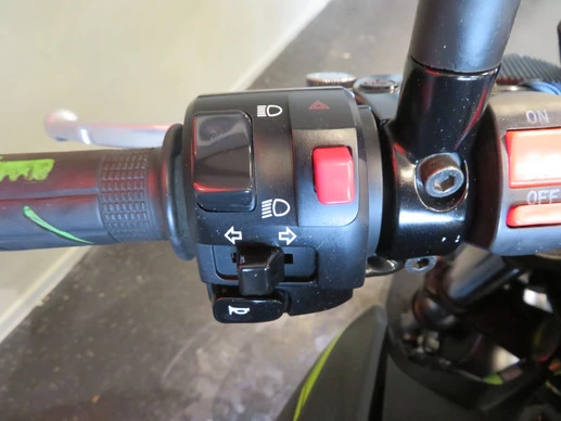 Kawasaki Z650 - Afbeelding 13 van 16