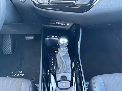 Toyota C-HR - Afbeelding 13 van 26