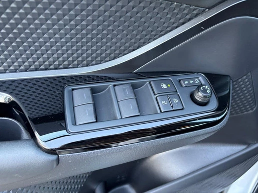 Toyota C-HR - Afbeelding 21 van 26