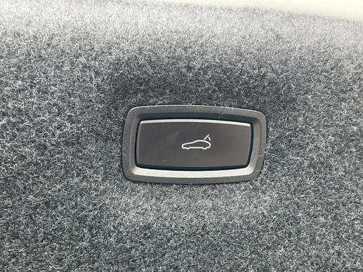 Porsche Taycan - Afbeelding 7 van 30