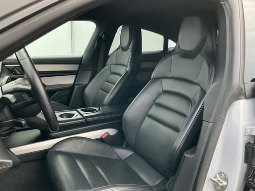 Porsche Taycan - Afbeelding 12 van 30