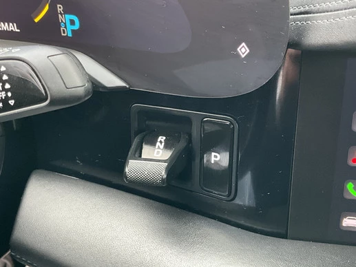 Porsche Taycan - Afbeelding 18 van 30