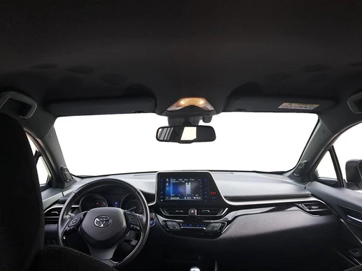 Toyota C-HR - Afbeelding 15 van 26