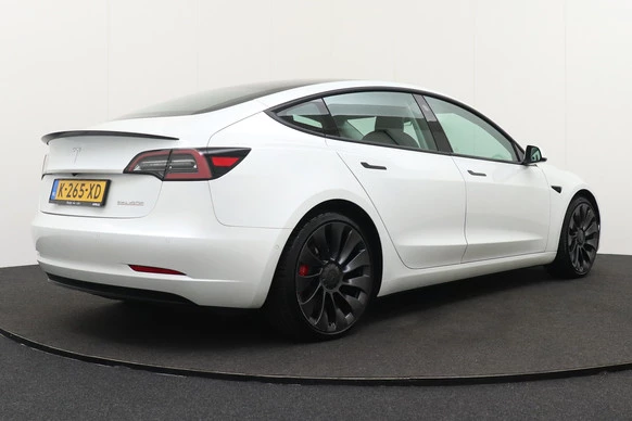 Tesla Model 3 - Afbeelding 2 van 30