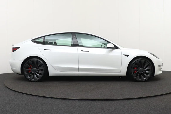 Tesla Model 3 - Afbeelding 6 van 30