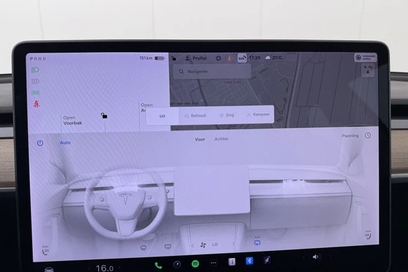 Tesla Model 3 - Afbeelding 21 van 30