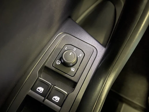 Volkswagen T-Roc - Afbeelding 20 van 30