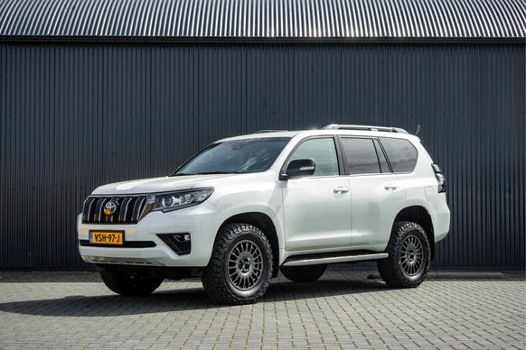 Toyota Land Cruiser - Afbeelding 1 van 30