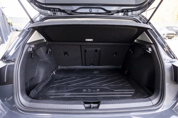 Volkswagen Golf - Afbeelding 13 van 30