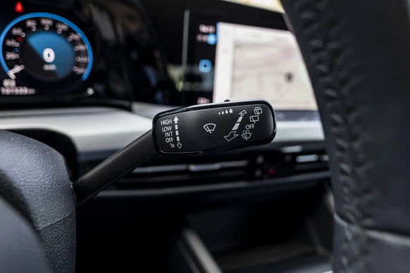 Volkswagen Golf - Afbeelding 27 van 30