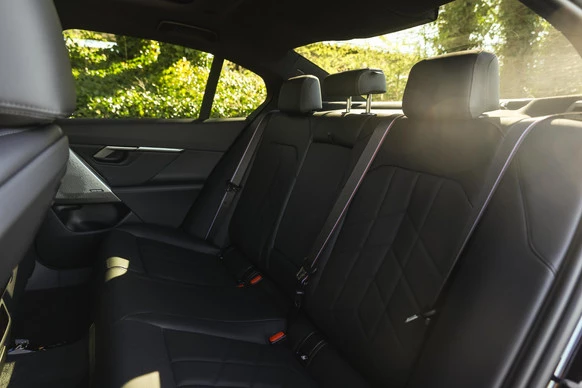 BMW i5 - Afbeelding 12 van 30