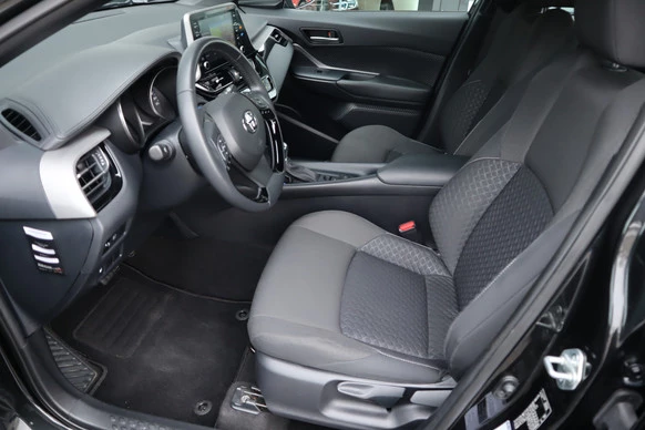Toyota C-HR - Afbeelding 15 van 30