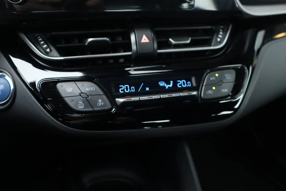 Toyota C-HR - Afbeelding 25 van 30