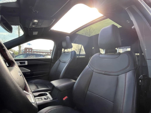 Ford Explorer - Afbeelding 11 van 30