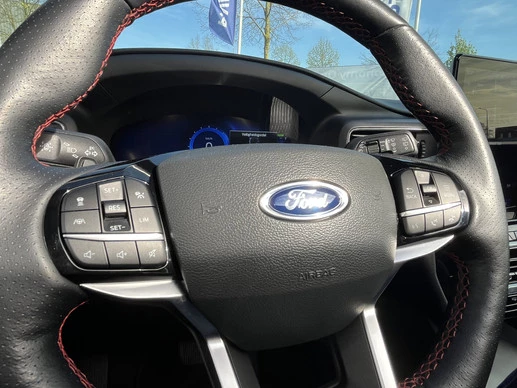 Ford Explorer - Afbeelding 25 van 30