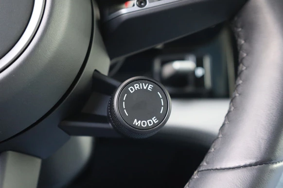 Porsche Taycan - Afbeelding 14 van 30