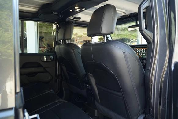 Jeep Wrangler - Afbeelding 18 van 19