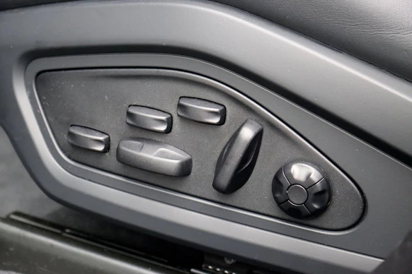 Porsche Taycan - Afbeelding 12 van 30