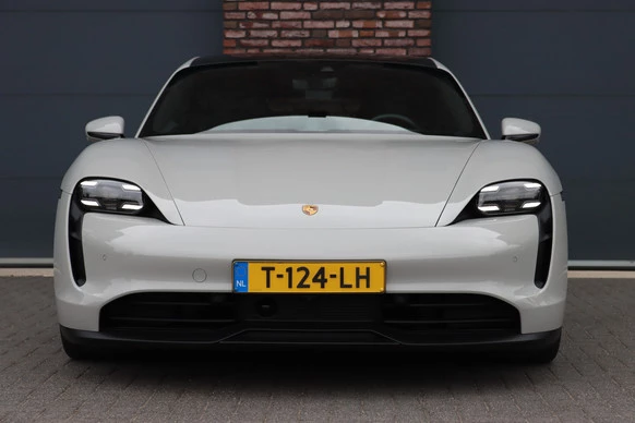 Porsche Taycan - Afbeelding 13 van 30