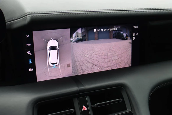 Porsche Taycan - Afbeelding 22 van 30