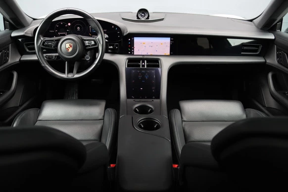 Porsche Taycan - Afbeelding 2 van 30