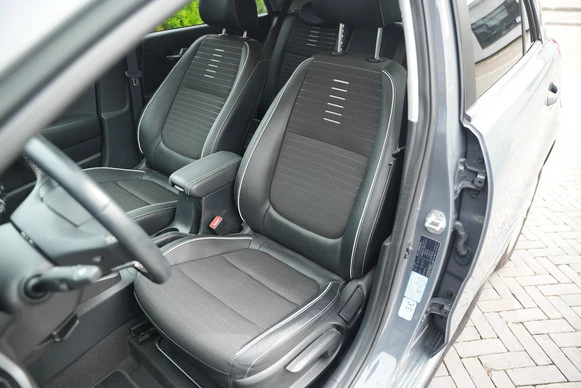 Kia Rio - Afbeelding 14 van 30