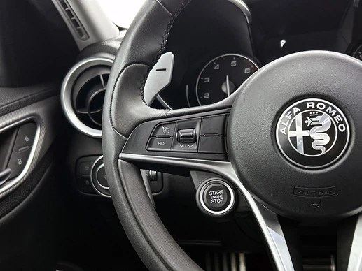 Alfa Romeo Giulia - Afbeelding 12 van 29