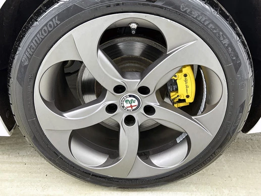 Alfa Romeo Giulia - Afbeelding 17 van 29