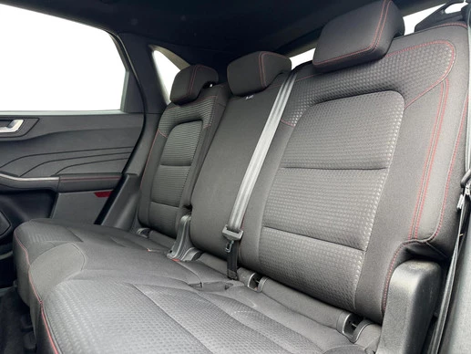 Ford Kuga - Afbeelding 25 van 30