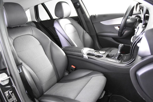 Mercedes-Benz C-Klasse - Afbeelding 3 van 27