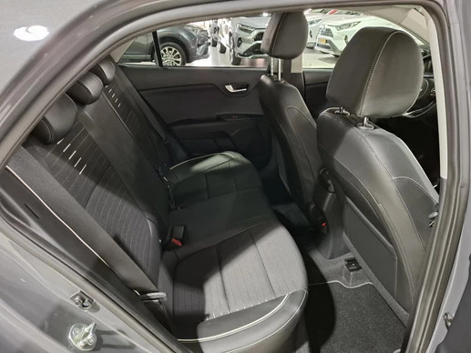 Kia Rio - Afbeelding 11 van 24