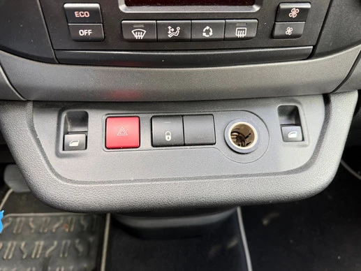 Peugeot e-Partner - Afbeelding 28 van 30