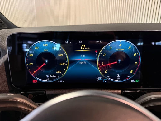 Mercedes-Benz B-Klasse - Afbeelding 19 van 30