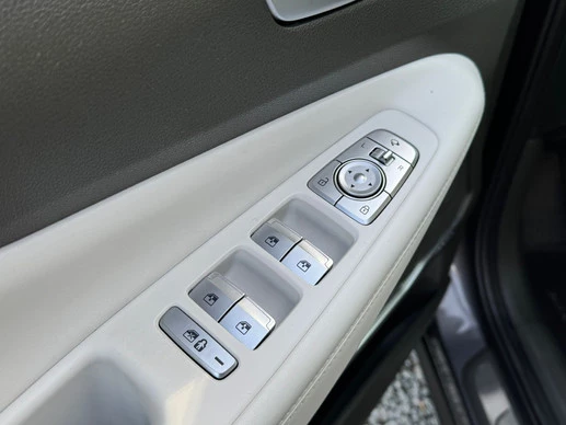 Hyundai Santa Fe - Afbeelding 12 van 30