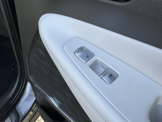 Hyundai Santa Fe - Afbeelding 24 van 30