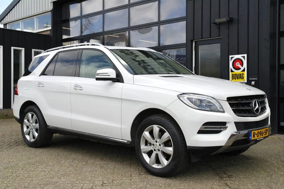 Mercedes-Benz M-Klasse - Afbeelding 1 van 30