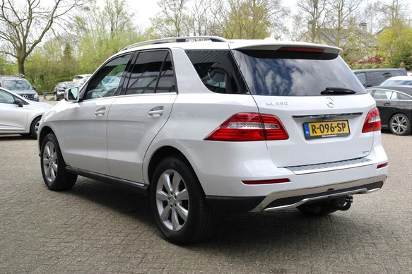 Mercedes-Benz M-Klasse - Afbeelding 26 van 30