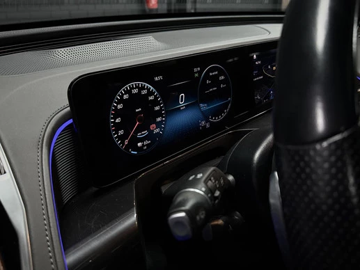 Mercedes-Benz EQC - Afbeelding 8 van 30