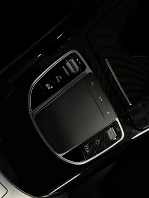 Mercedes-Benz EQC - Afbeelding 26 van 30