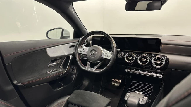 Mercedes-Benz CLA - Afbeelding 25 van 30