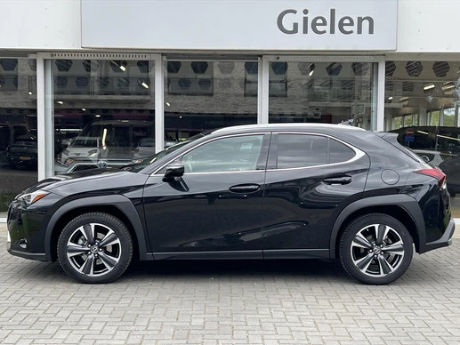 Lexus UX - Afbeelding 2 van 30