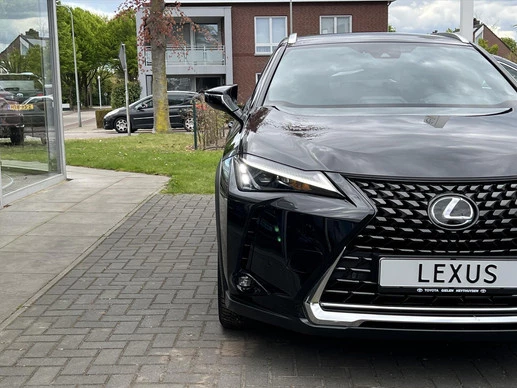 Lexus UX - Afbeelding 7 van 30